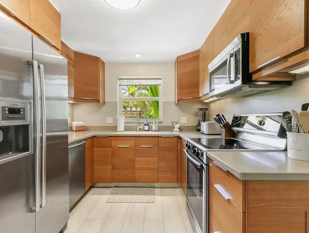 Photo of 1449 NE 23RD Street, Wilton Manors, FL 33305 (MLS # B26081002)