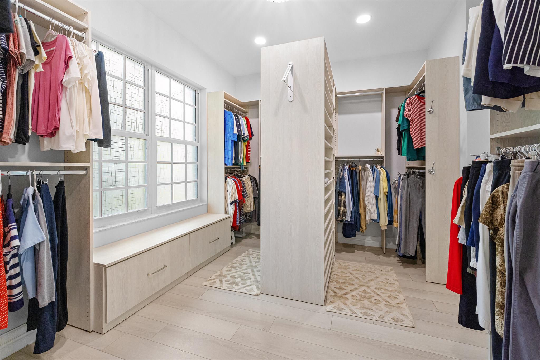 LOXAHATCHEE POINTE - Residential