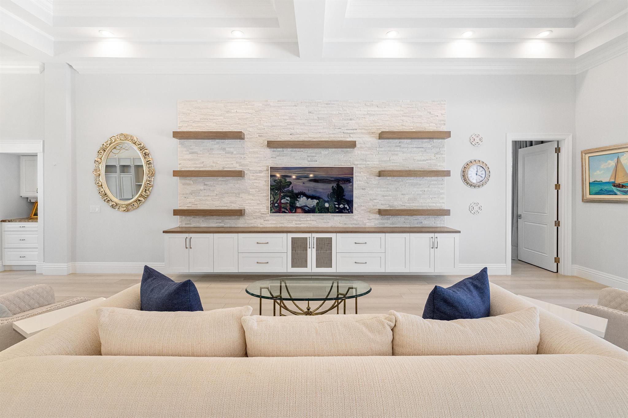 LOXAHATCHEE POINTE - Residential