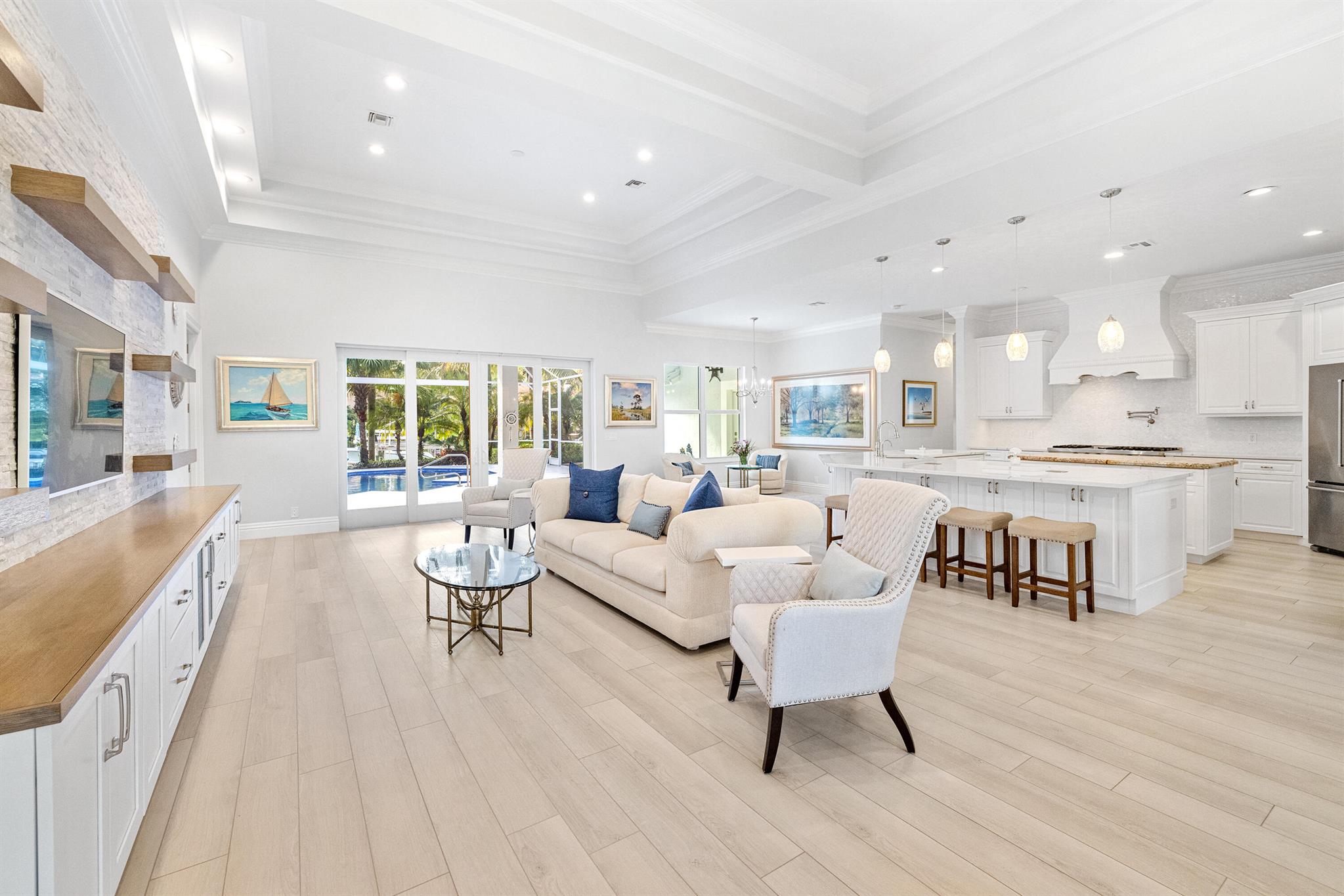 LOXAHATCHEE POINTE - Residential