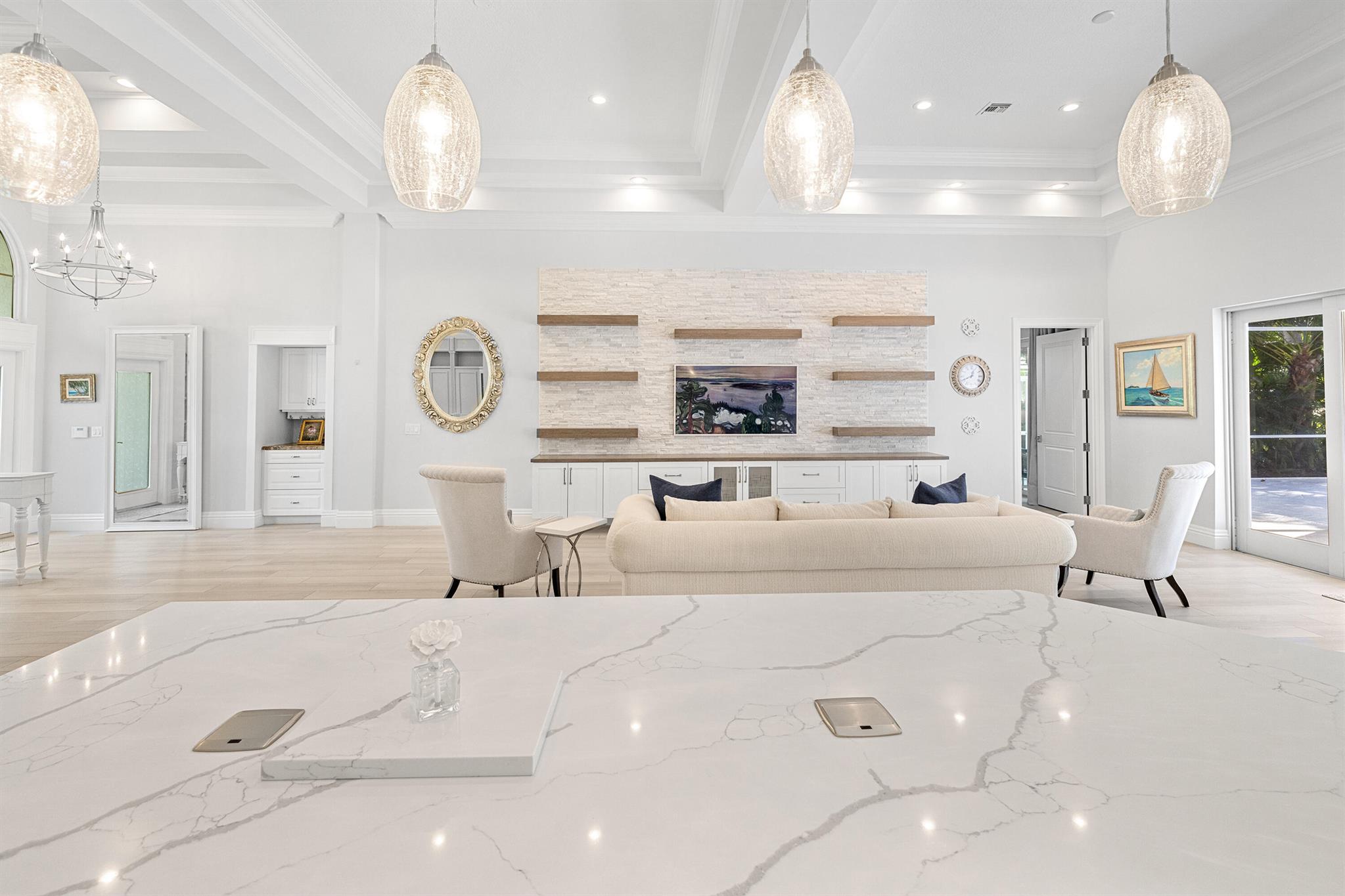 LOXAHATCHEE POINTE - Residential