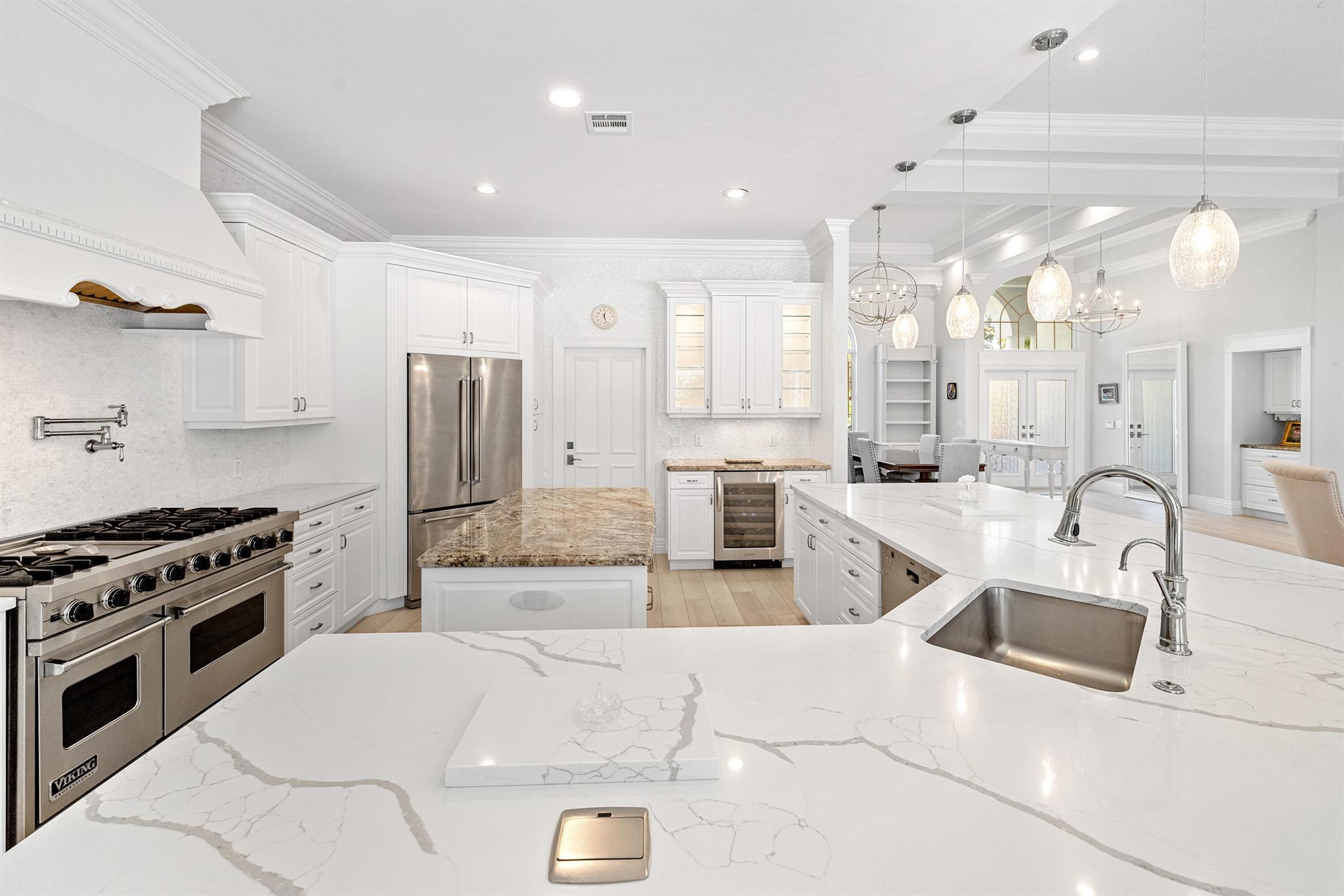 LOXAHATCHEE POINTE - Residential