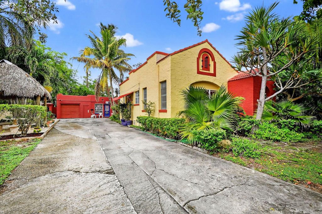 Photo of 620 Lytle Street, West Palm Beach, FL 33405 (MLS # R11104928)