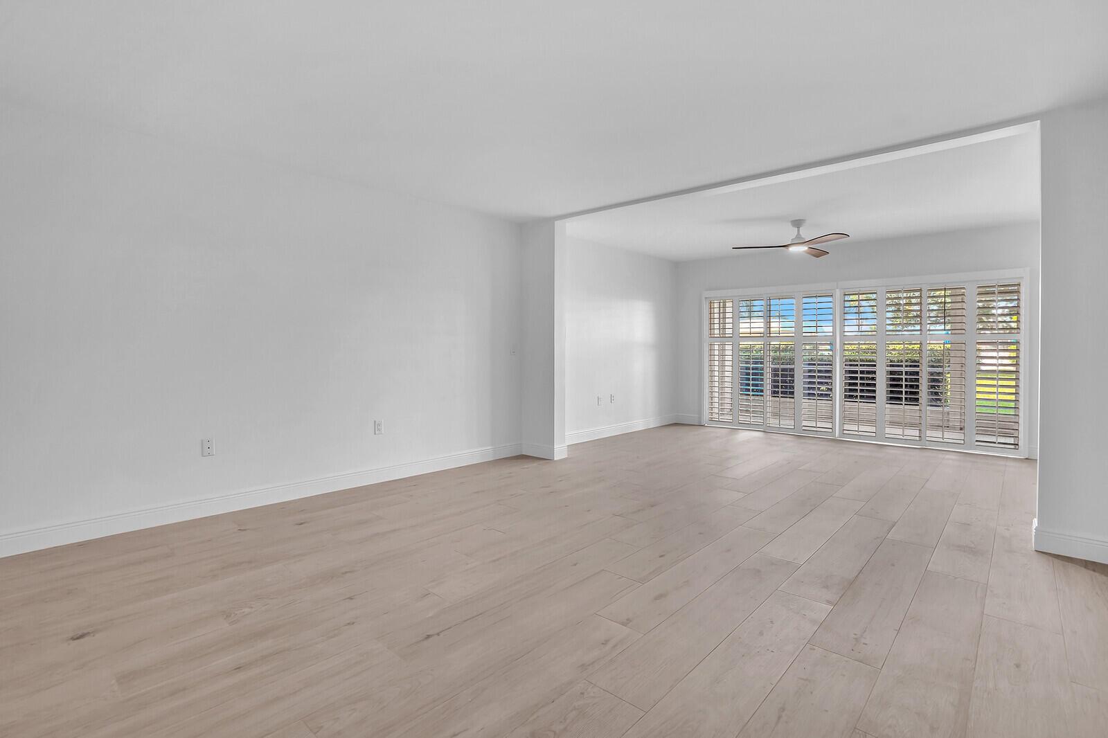 ATLANTIS SHERBROOKE VILLA - Residential