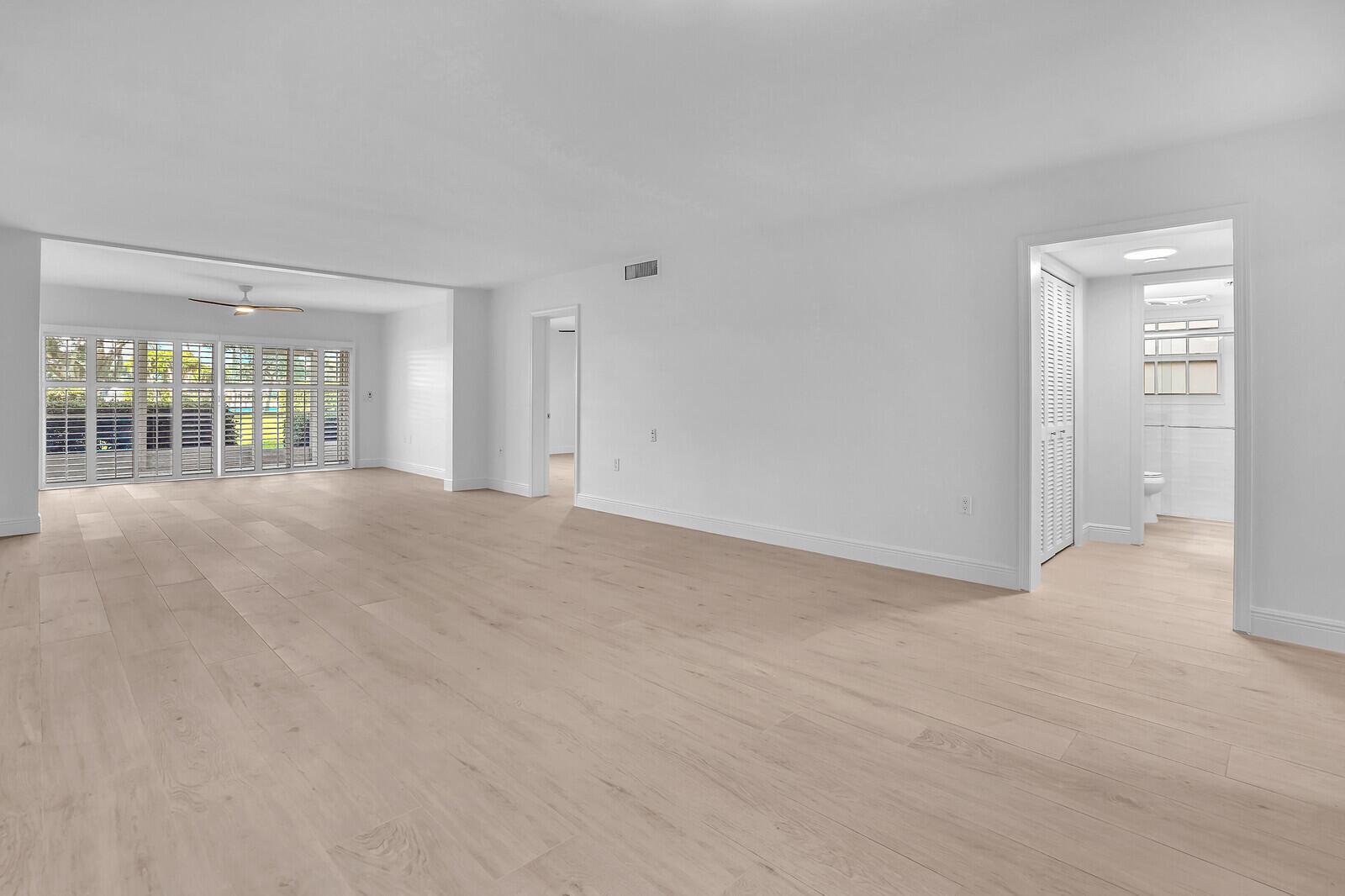 ATLANTIS SHERBROOKE VILLA - Residential