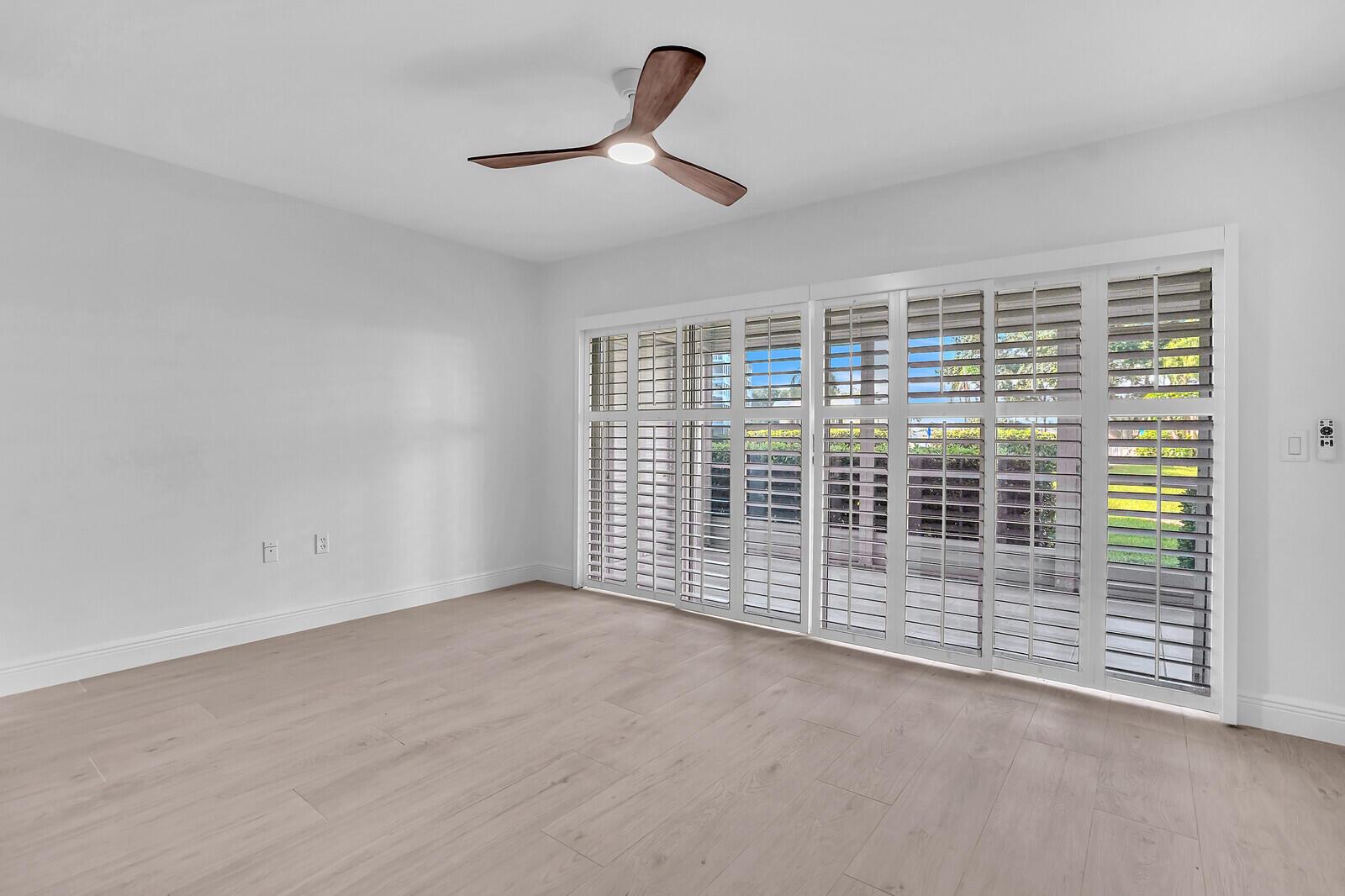 ATLANTIS SHERBROOKE VILLA - Residential