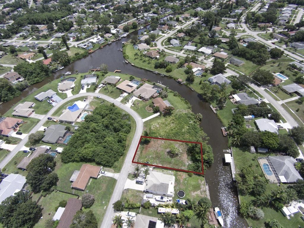 Photo of 178 NE Dominican Terrace, Port Saint Lucie, FL 34953 (MLS # R10718307)