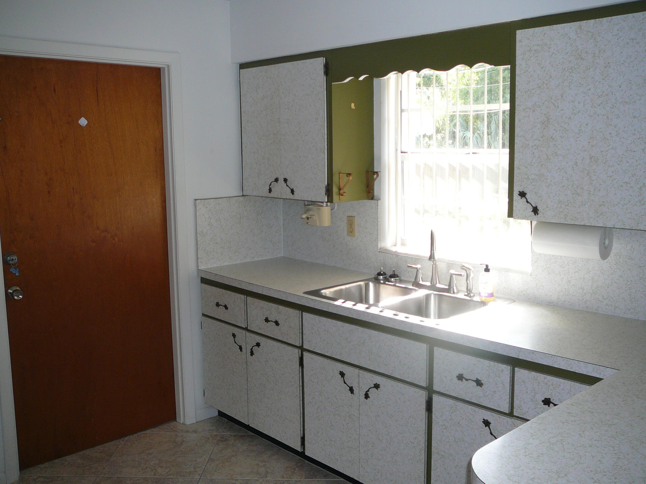 SHERWOOD ACRES UNIT 1 - Residential