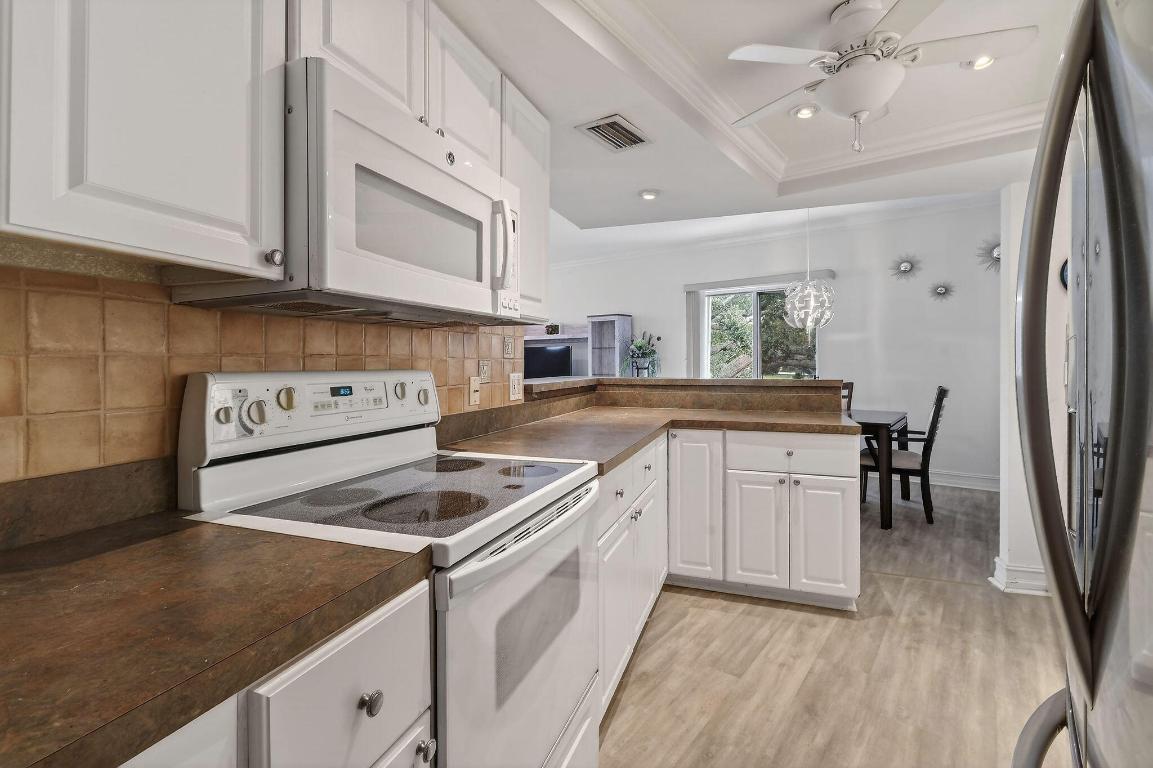 LONGWOOD - Residential