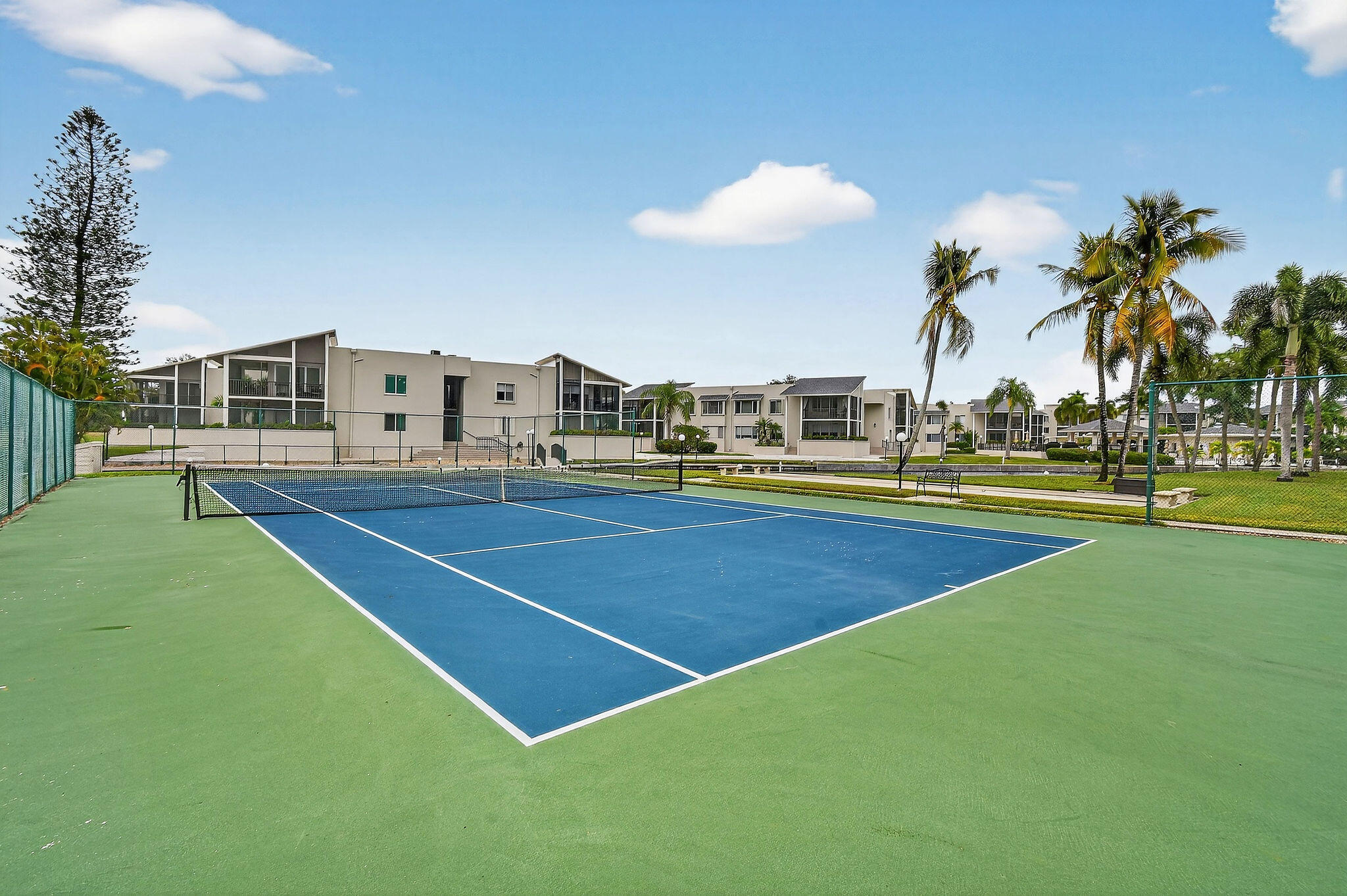 LONGWOOD - Residential