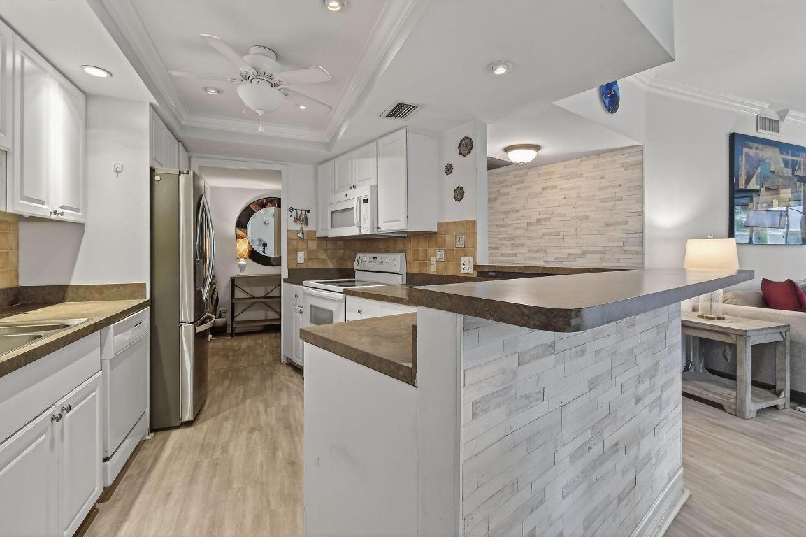 LONGWOOD - Residential