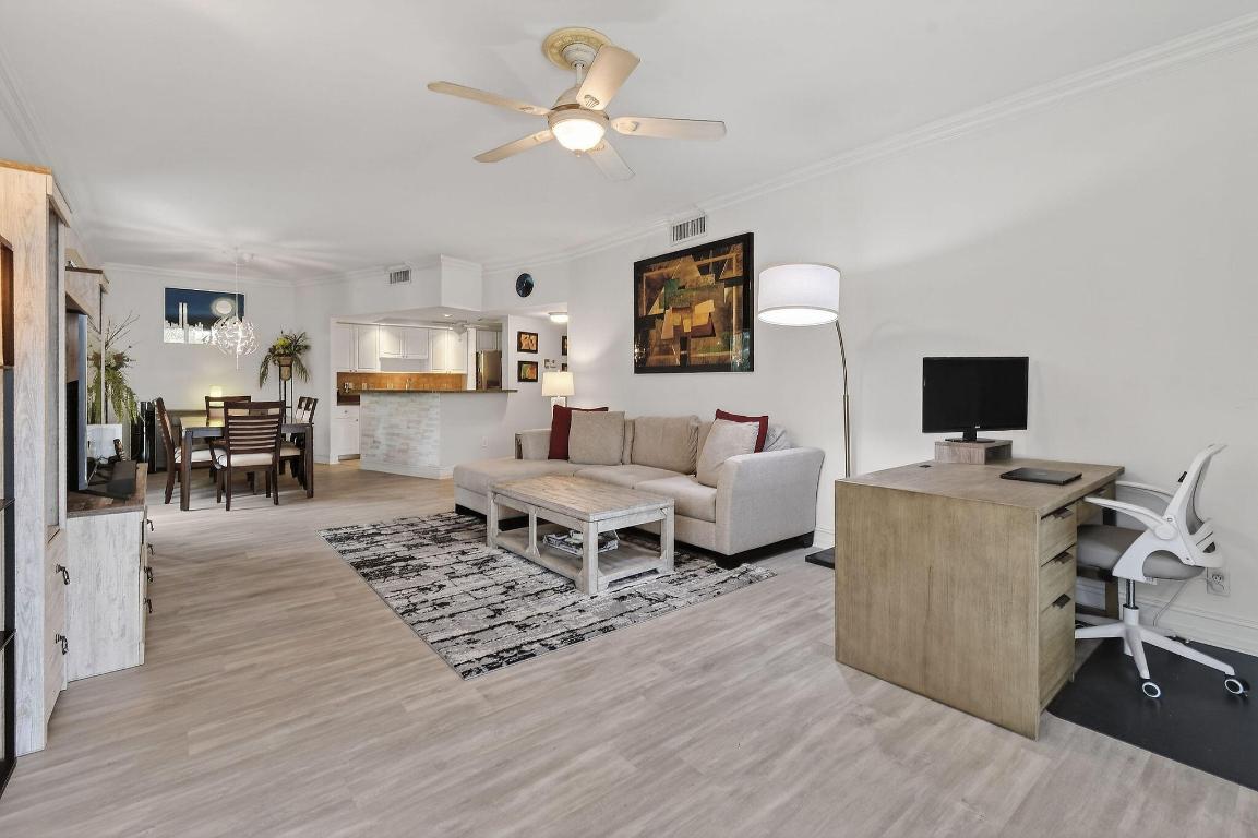 LONGWOOD - Residential