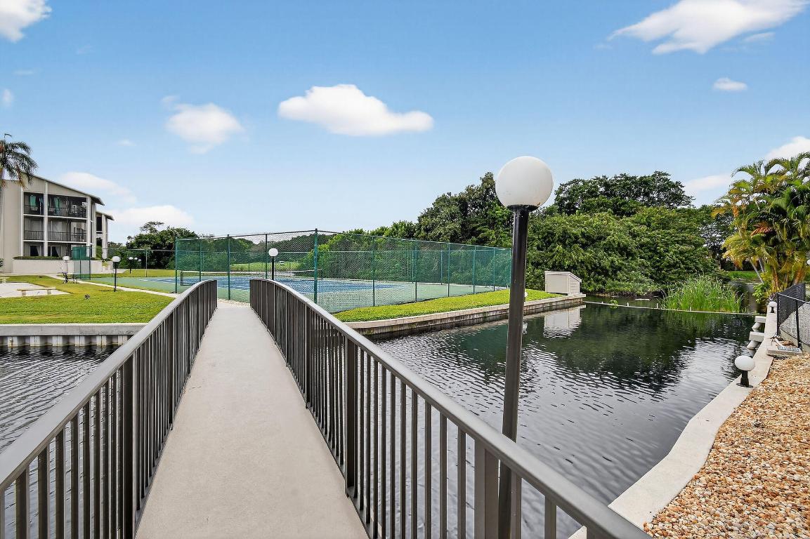 LONGWOOD - Residential