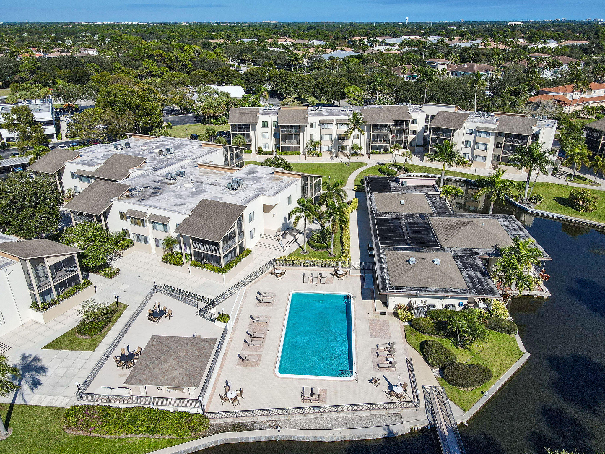 LONGWOOD - Residential