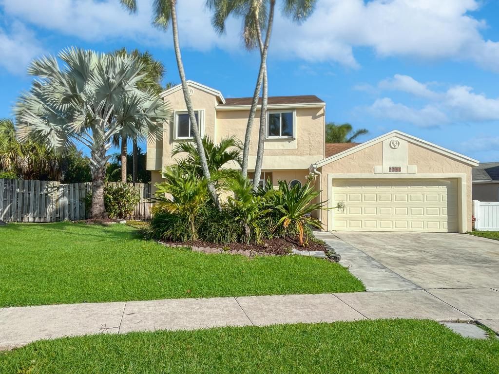 Photo of 9921 Robins Nest Road, Boca Raton, FL 33496 (MLS # R10973932)
