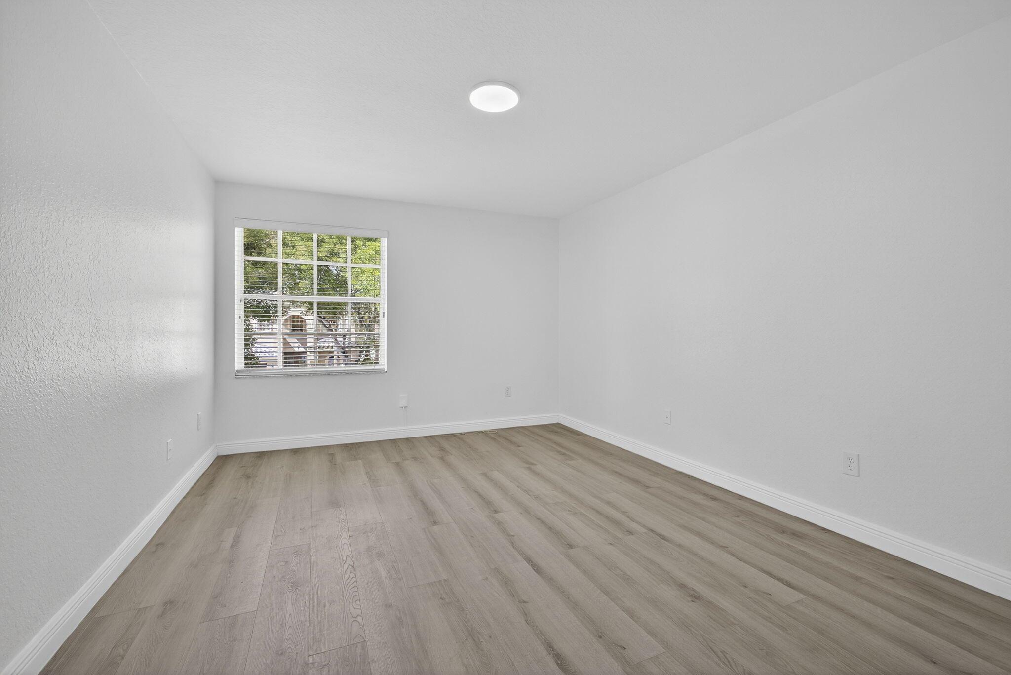 MADISON GREEN 1 - Residential Lease