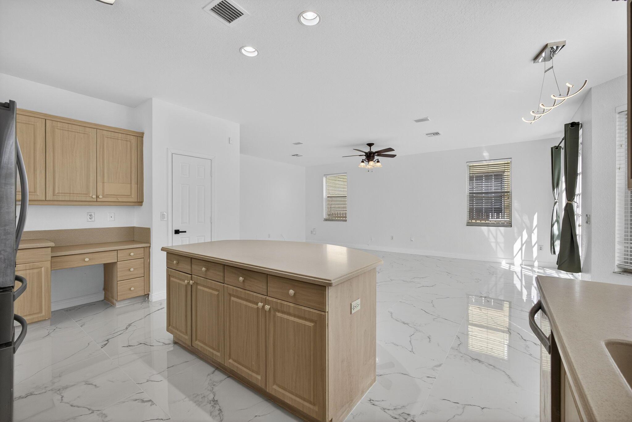 MADISON GREEN 1 - Residential Lease