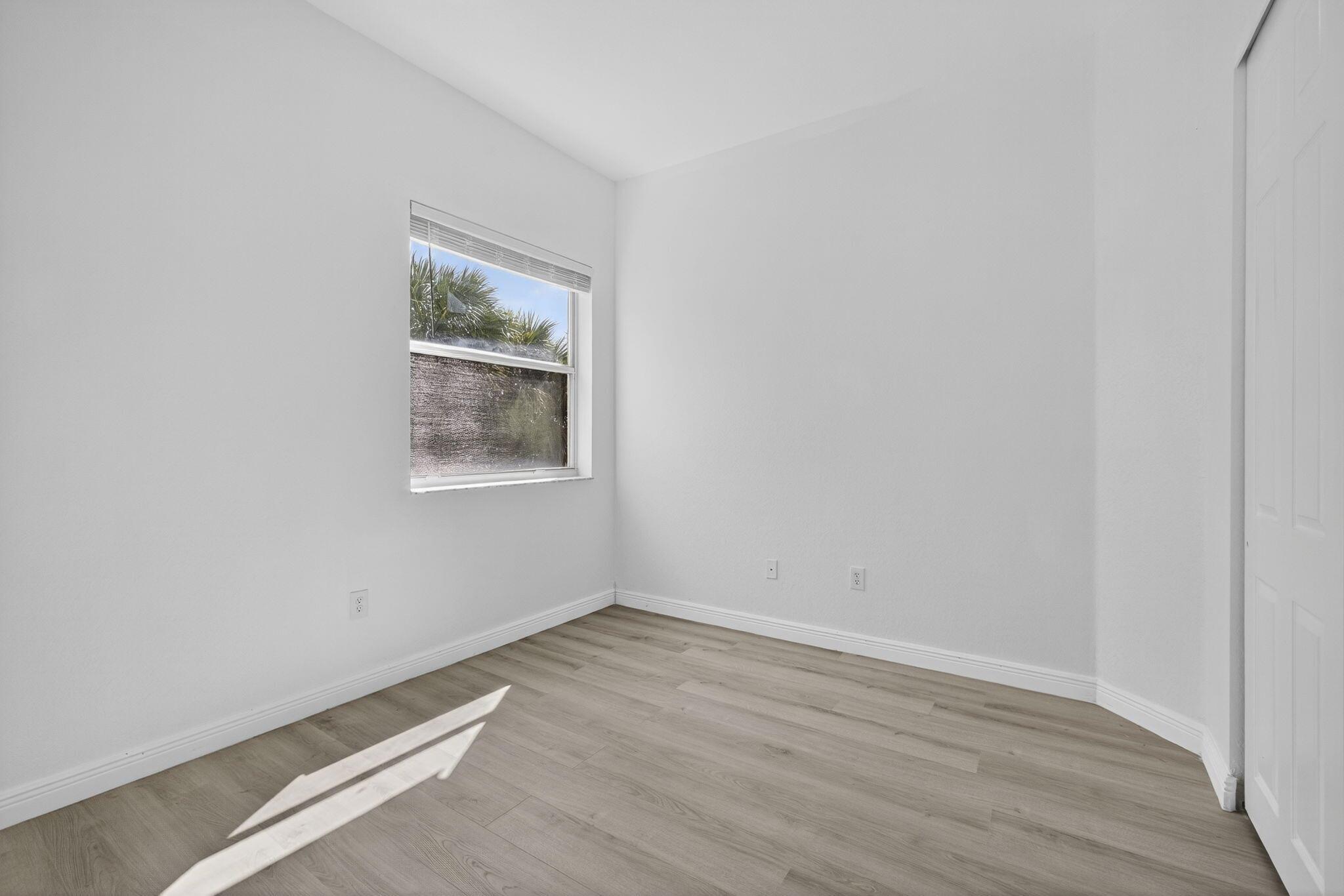 MADISON GREEN 1 - Residential Lease