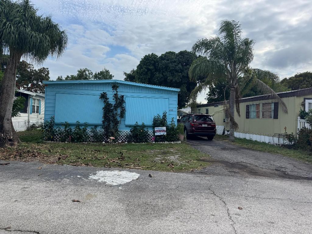 Garden Walk - Residential