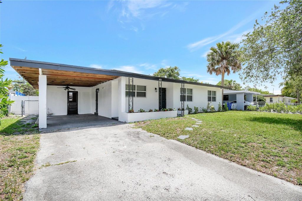 Photo of 420 SW 31st Avenue, Fort Lauderdale, FL 33312 (MLS # F10484269)