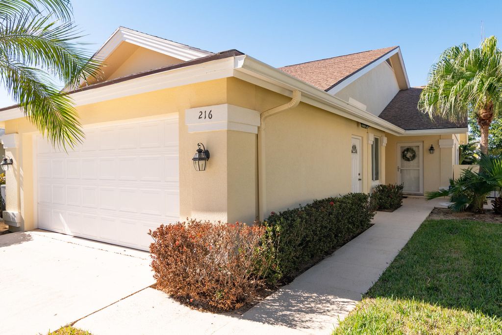 Photo of 216 Ridge Road, Jupiter, FL 33477 (MLS # R11161878)