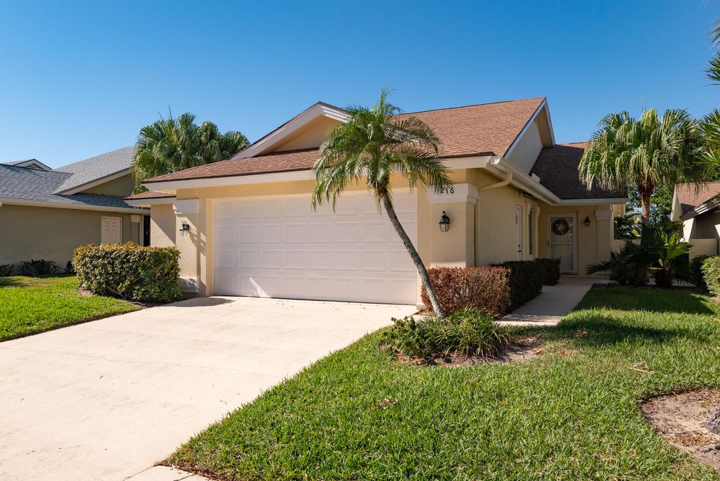 Photo of 216 Ridge Road, Jupiter, FL 33477 (MLS # R11161878)