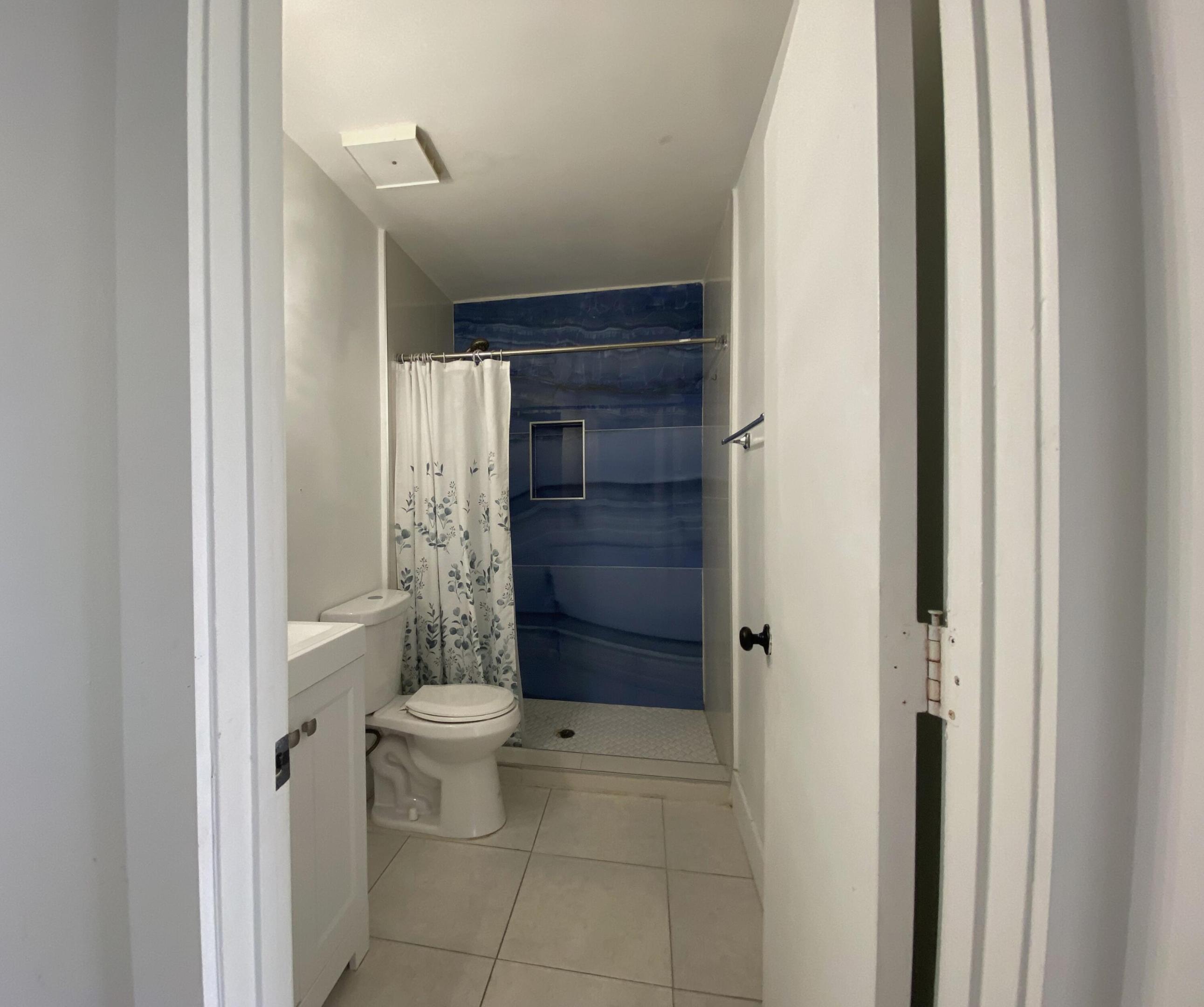 CANALAKE - Residential Lease