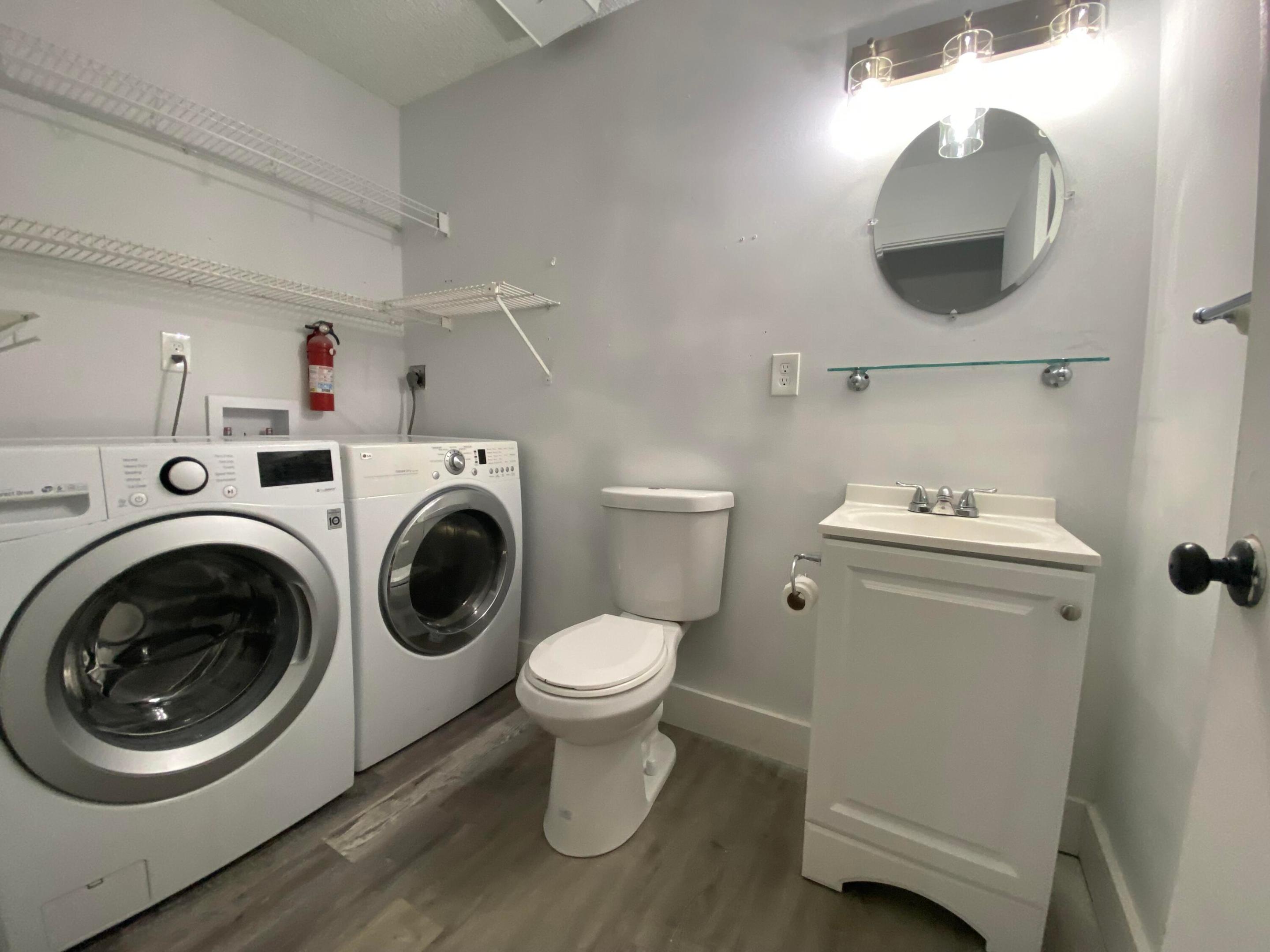 CANALAKE - Residential Lease