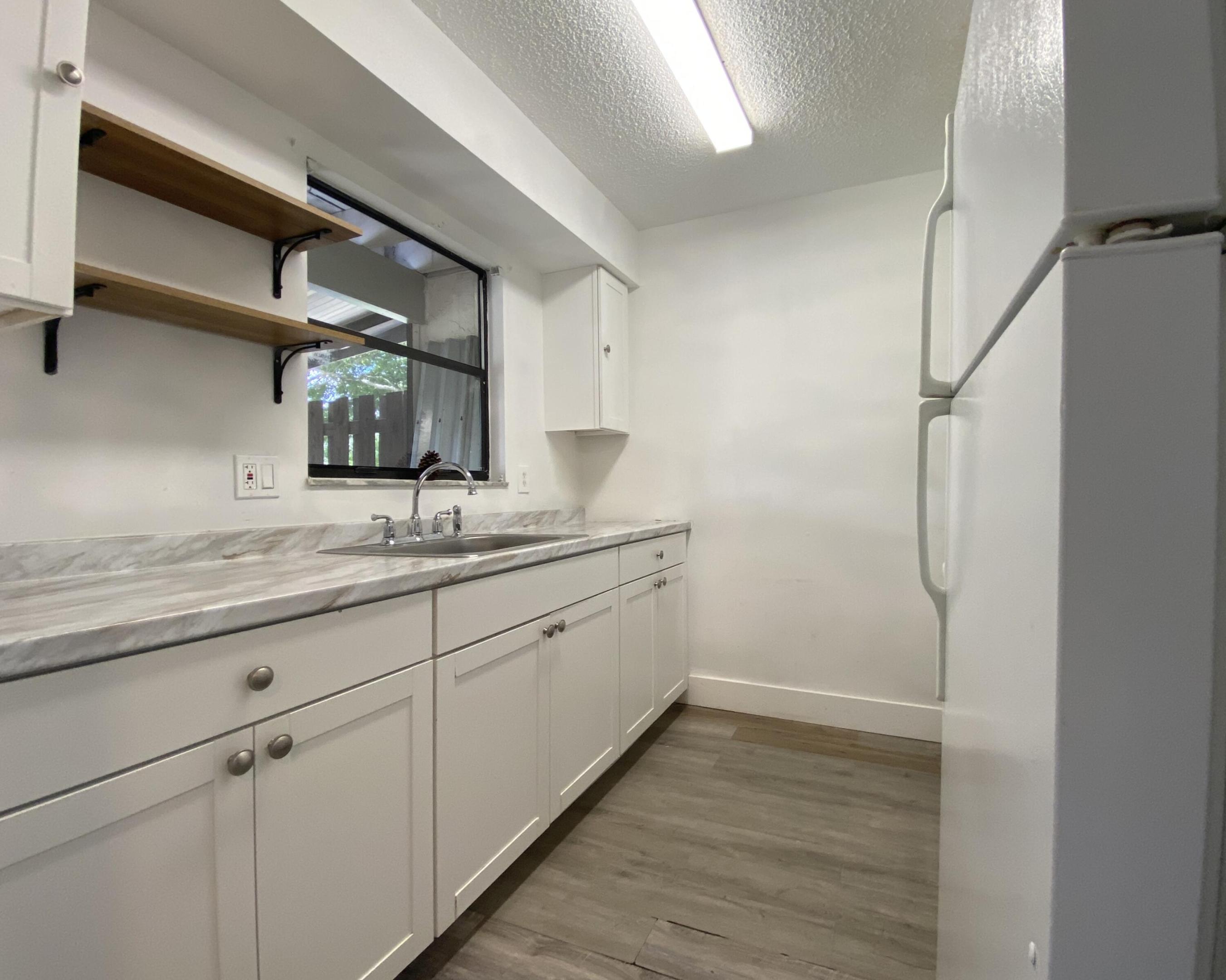 CANALAKE - Residential Lease