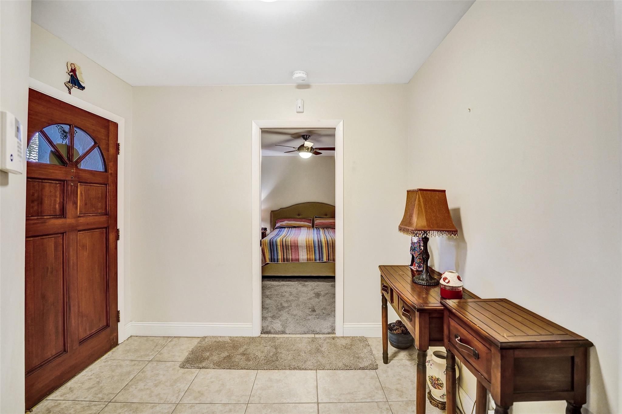 9707 N New River Canal Rd 221