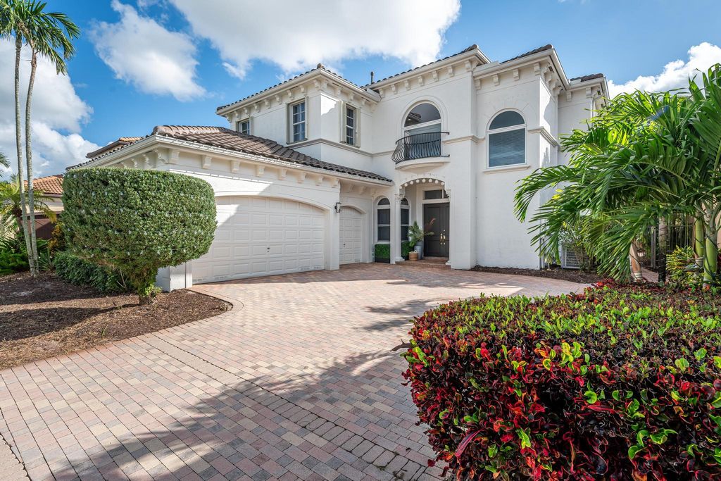 Photo of 6172 Via Venetia North N, Delray Beach, FL 33484 (MLS # R10945467)