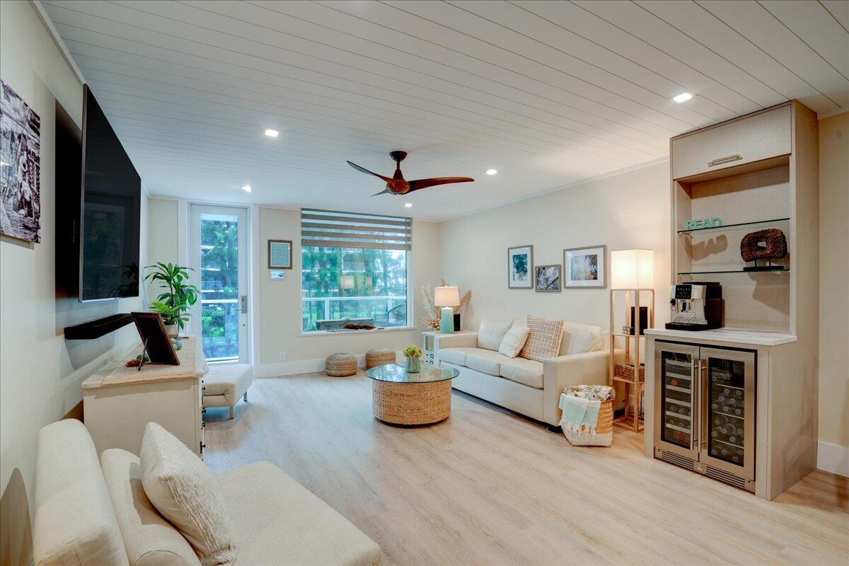 PATRICIAN OF PALM BEACH C - Residential Lease
