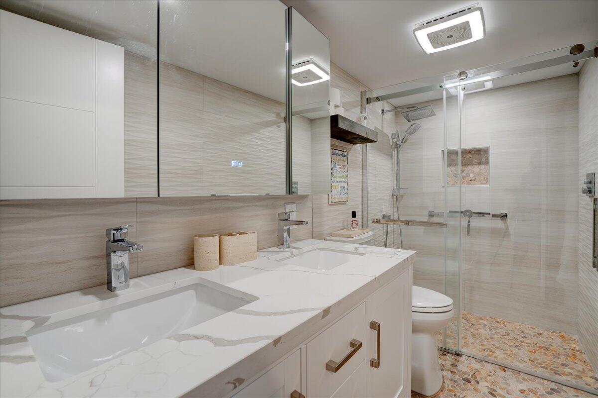 PATRICIAN OF PALM BEACH C - Residential Lease