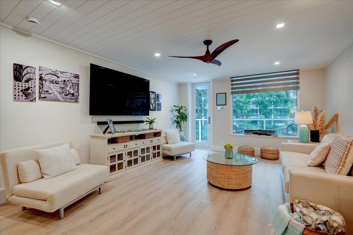 PATRICIAN OF PALM BEACH C - Residential Lease