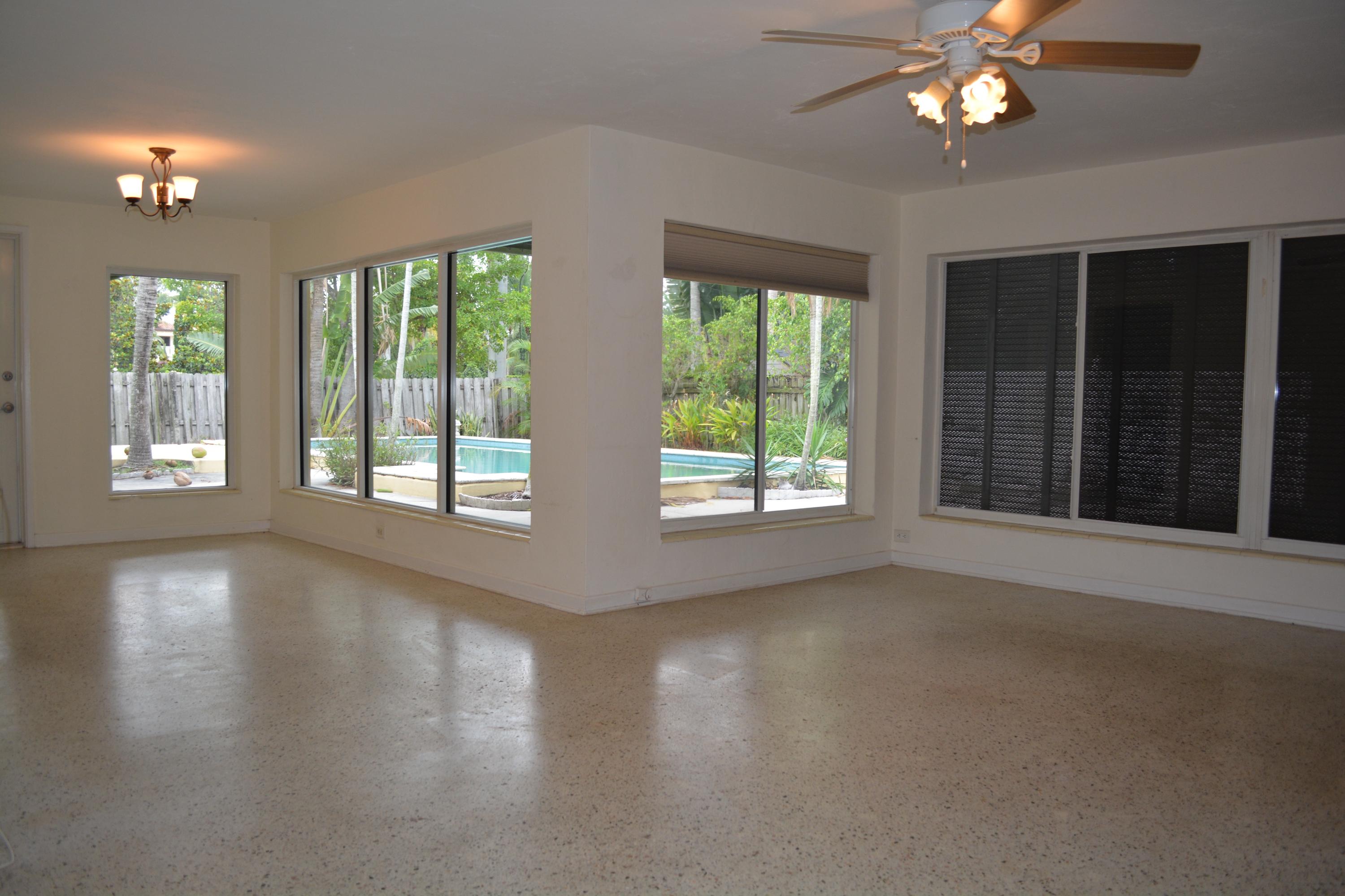 BOCA VILLAS - Residential