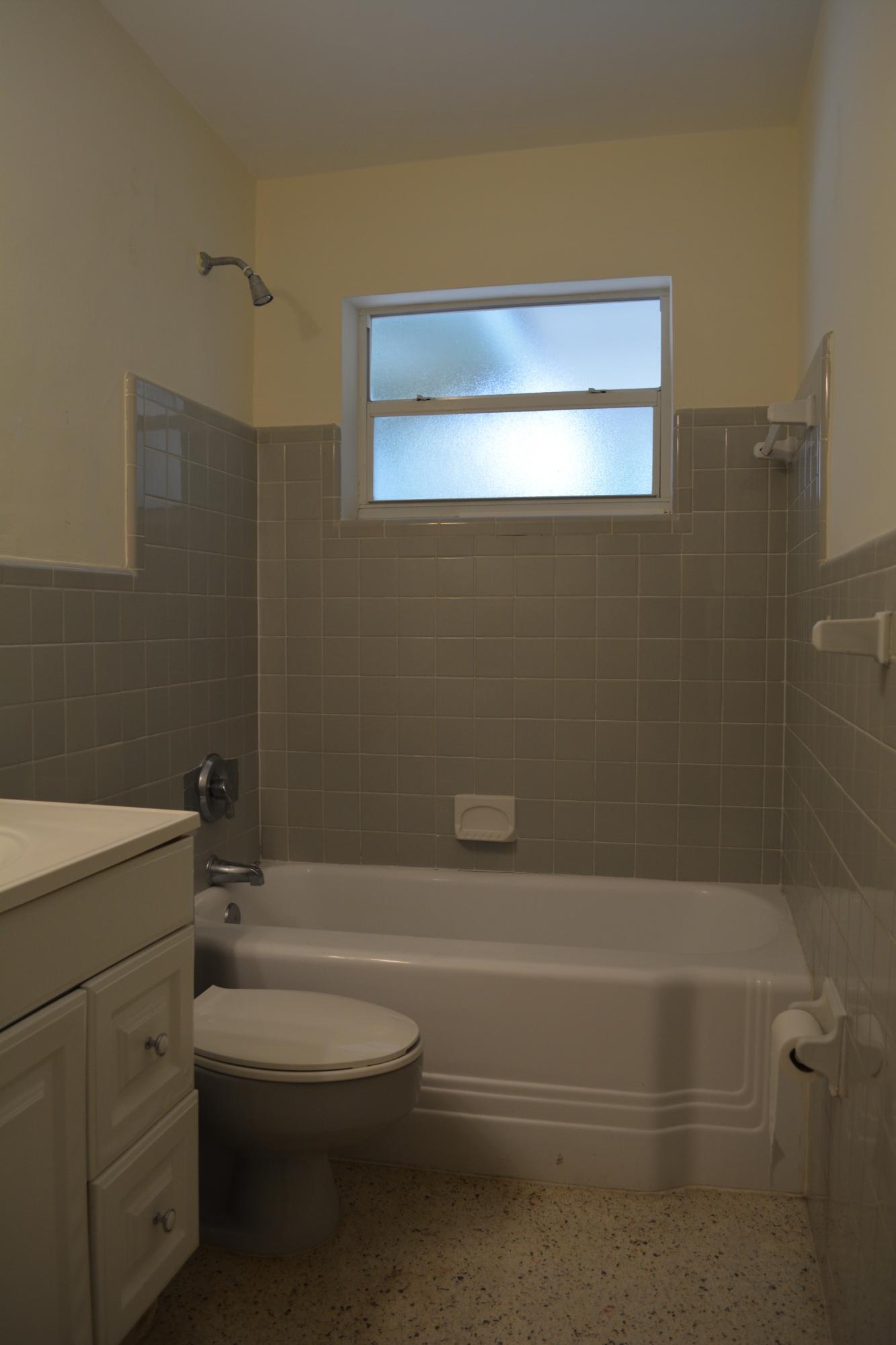 BOCA VILLAS - Residential