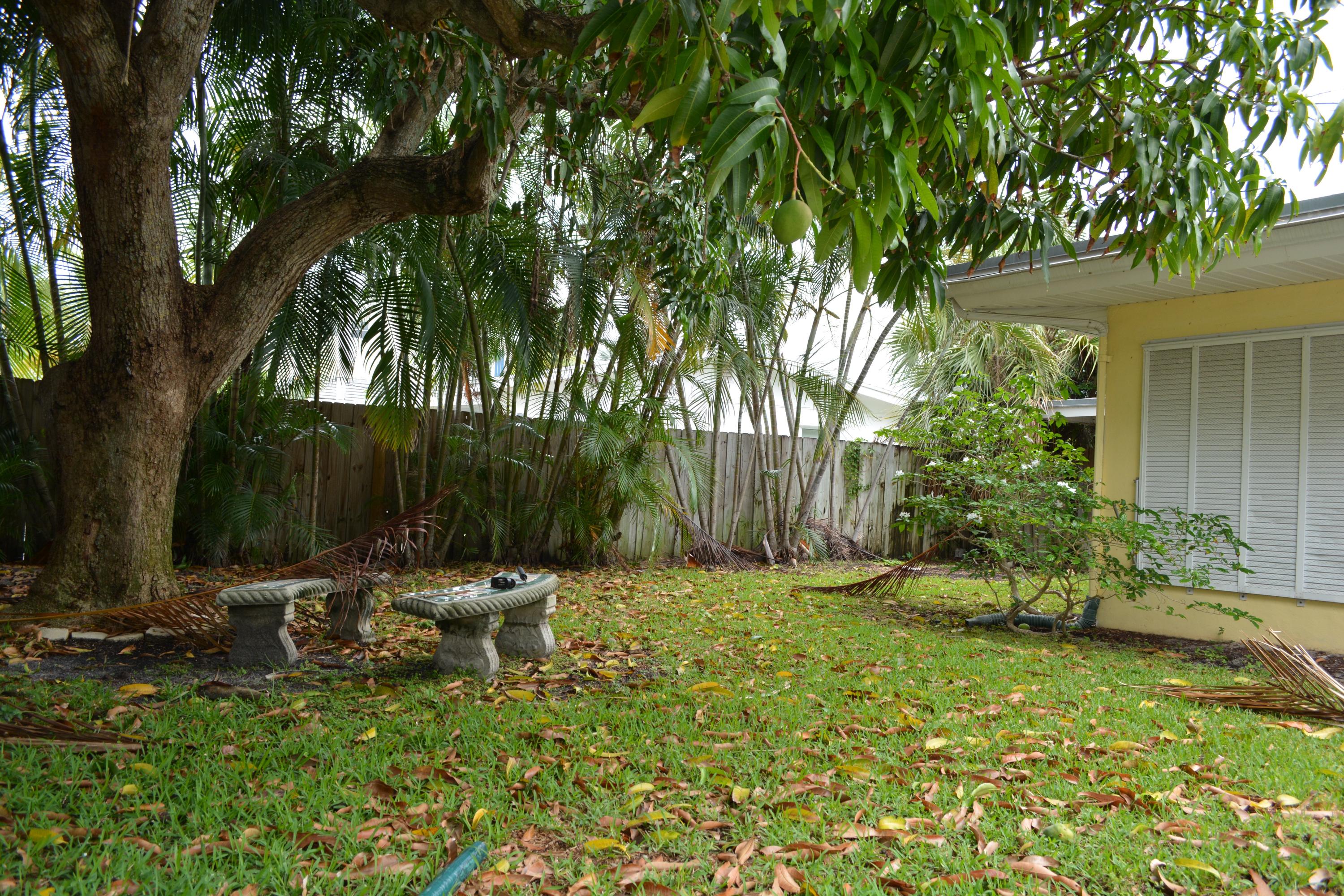 BOCA VILLAS - Residential