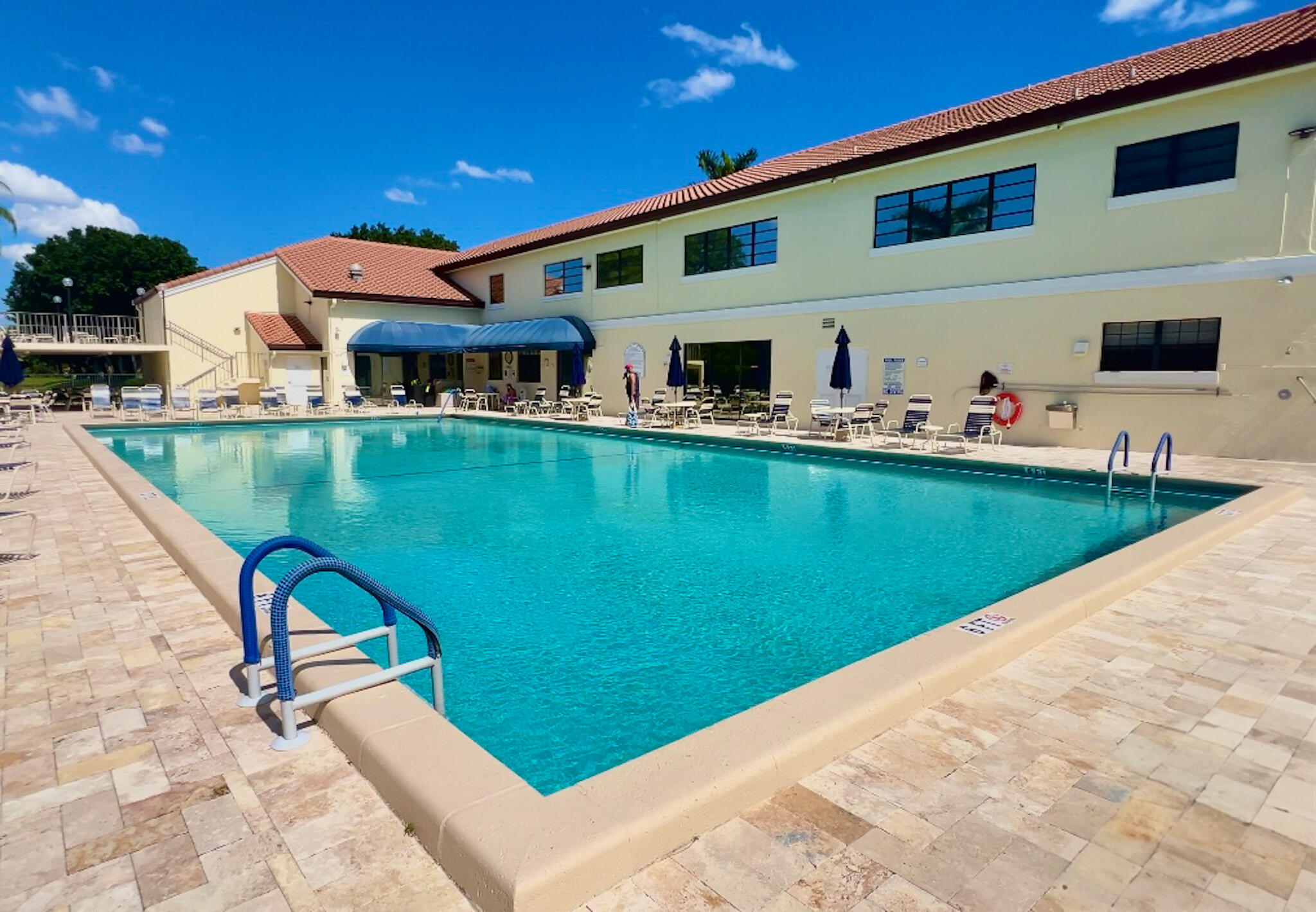 PALM CHASE CONDO - Residential