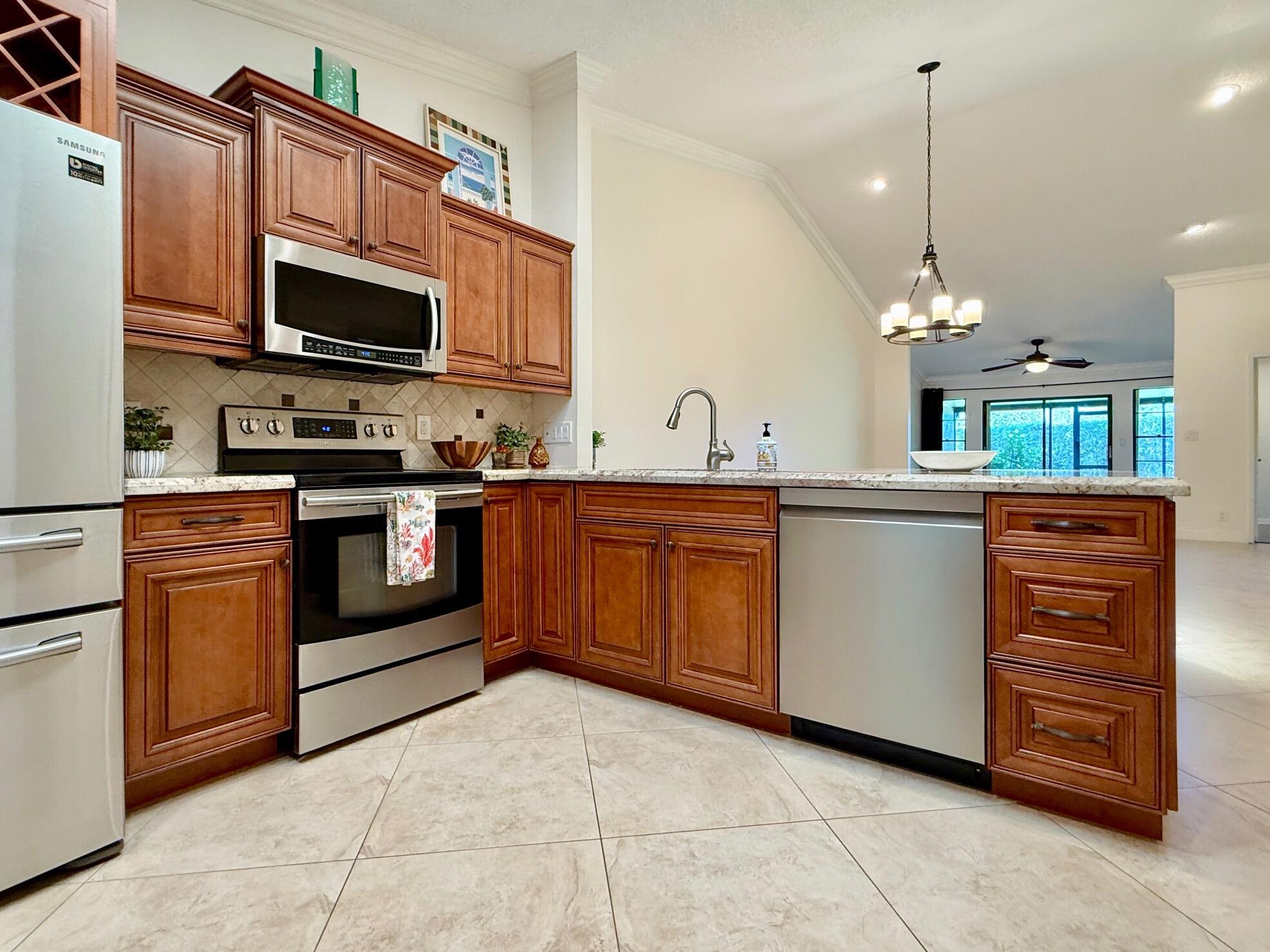 PALM CHASE CONDO - Residential