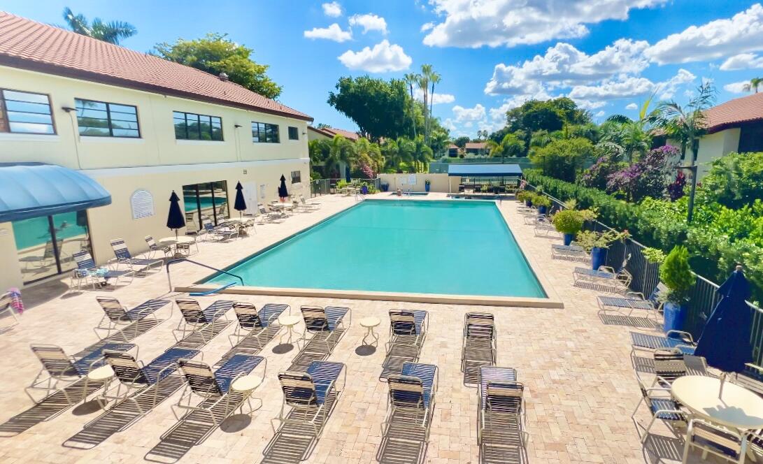 PALM CHASE CONDO - Residential