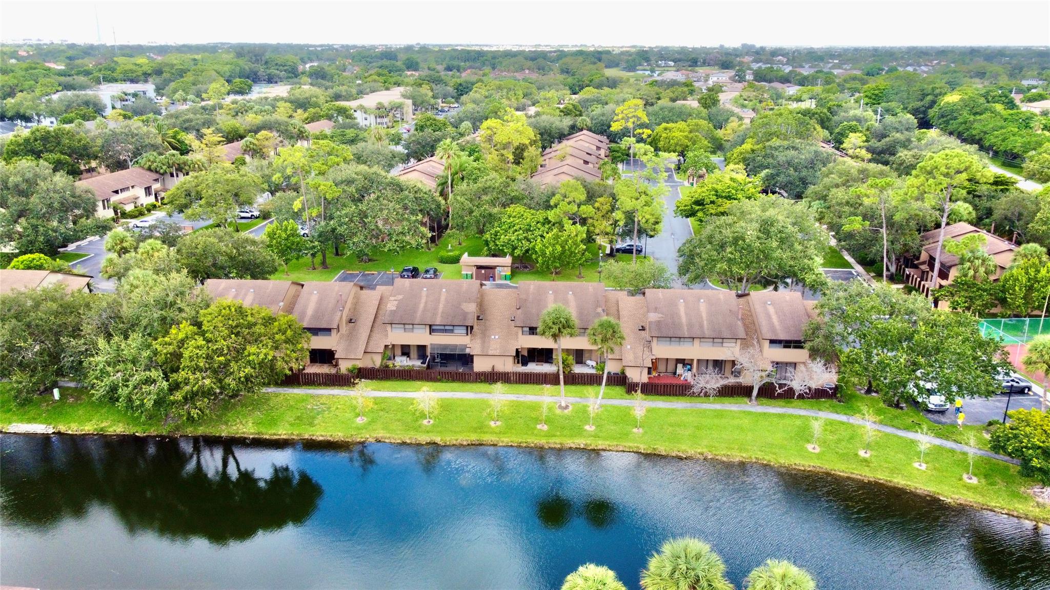 BONAIRE VILLAGE AT WOODMO - Residential