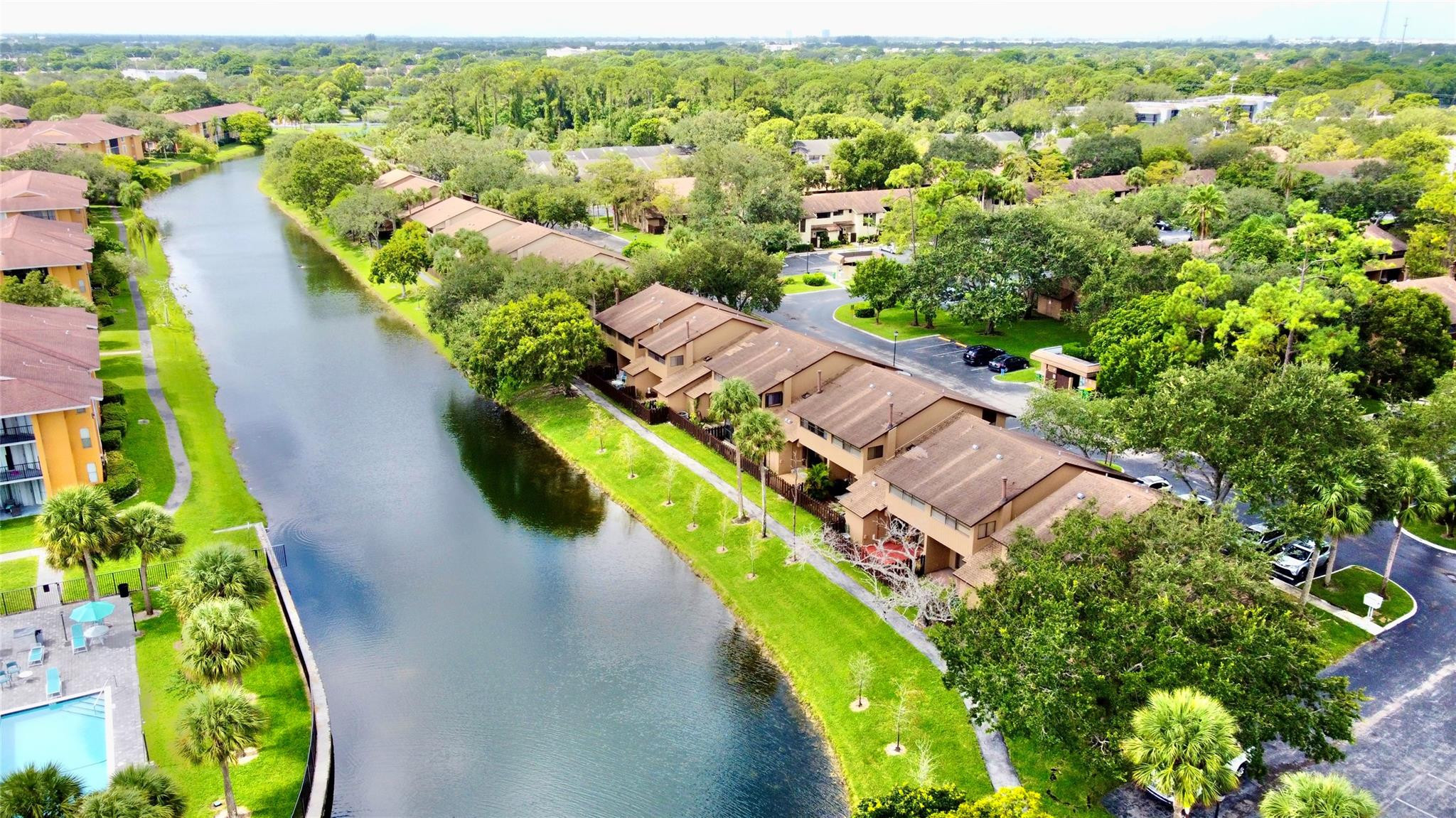 BONAIRE VILLAGE AT WOODMO - Residential