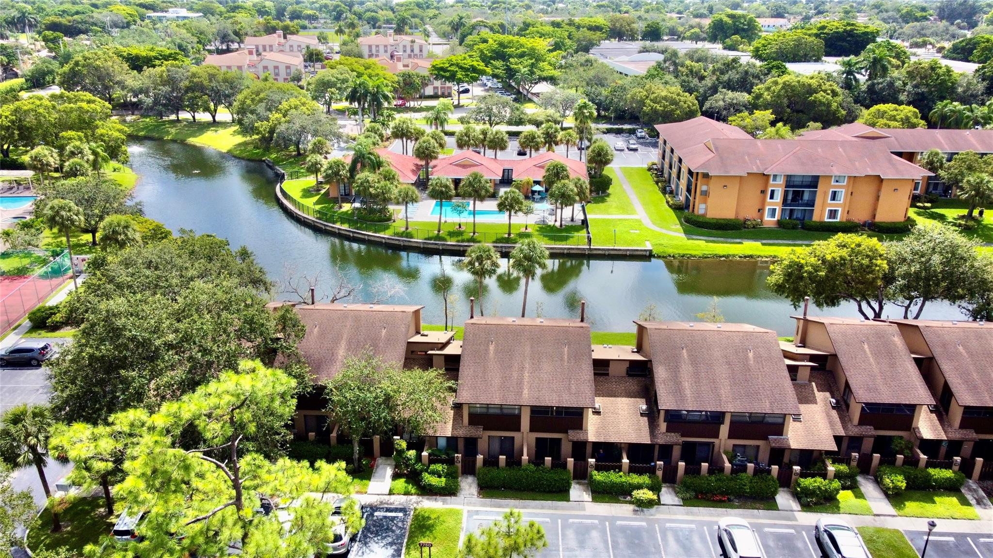 BONAIRE VILLAGE AT WOODMO - Residential