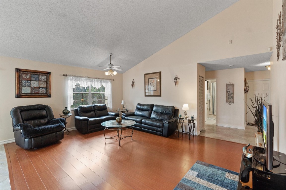 VENTANA - Residential