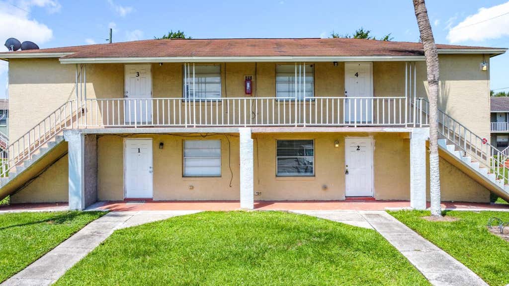 Photo of 694 Michigan Court #3, St Cloud, FL 34769 (MLS # R11161118)