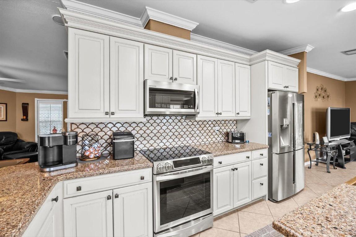 FAIRWAYS AT SAVANNA CLUB REPLAT NO 1 - Residential