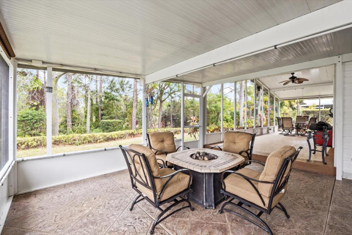 FAIRWAYS AT SAVANNA CLUB REPLAT NO 1 - Residential