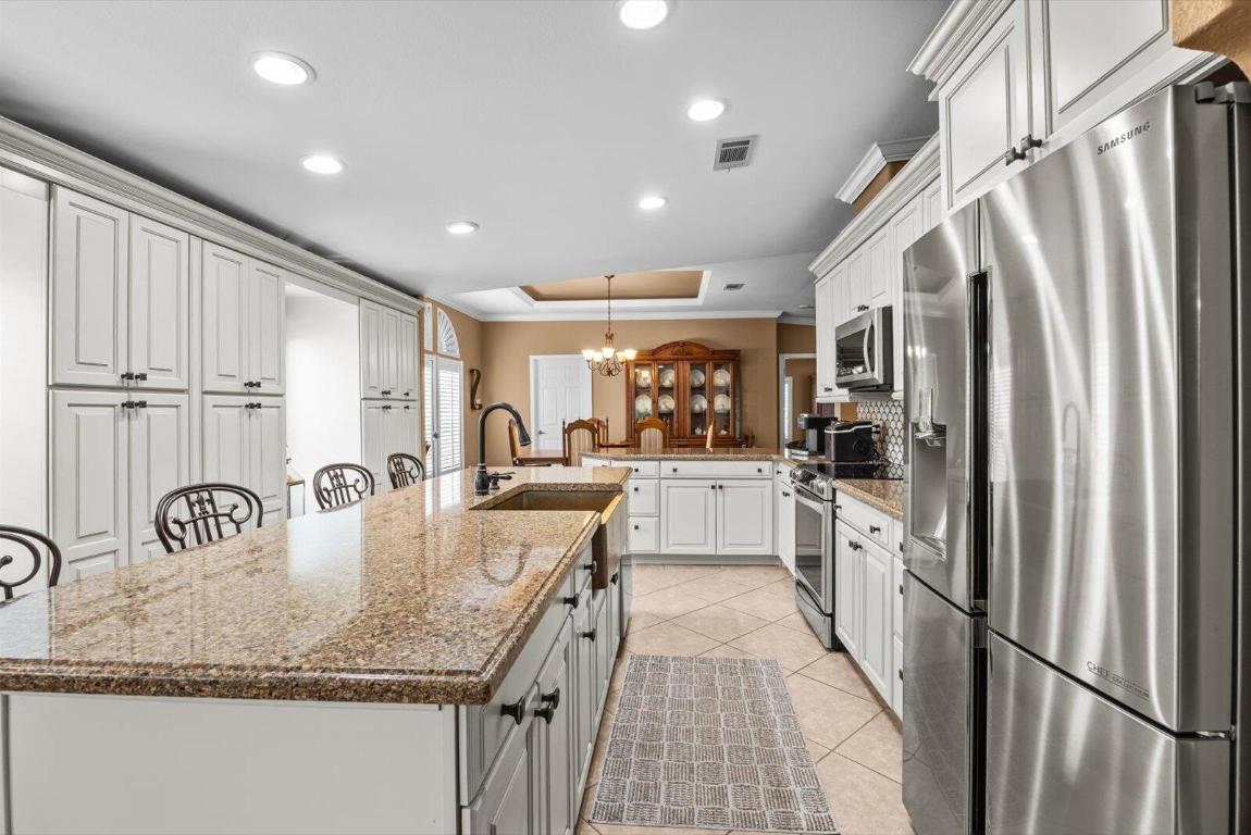 FAIRWAYS AT SAVANNA CLUB REPLAT NO 1 - Residential