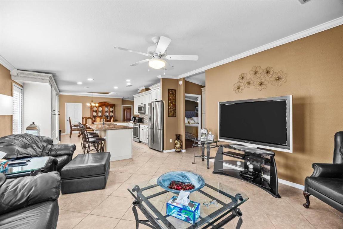 FAIRWAYS AT SAVANNA CLUB REPLAT NO 1 - Residential