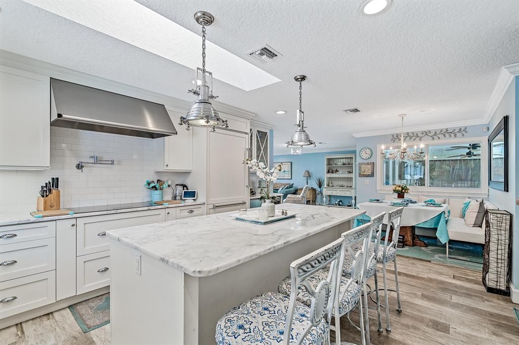 Photo of 708 Weldwood Road, Jupiter, FL 33458 (MLS # R10711780)